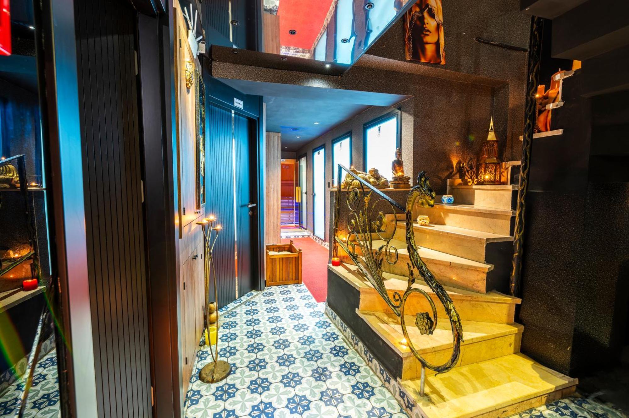 Karakoy Aparts - Special Category Отель 4*